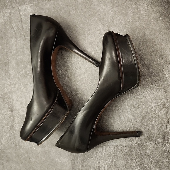 Vera Wang lavender label platform leather black heels size 7 - Picture 6 of 8